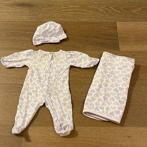 Kissy Kissy Newborn set